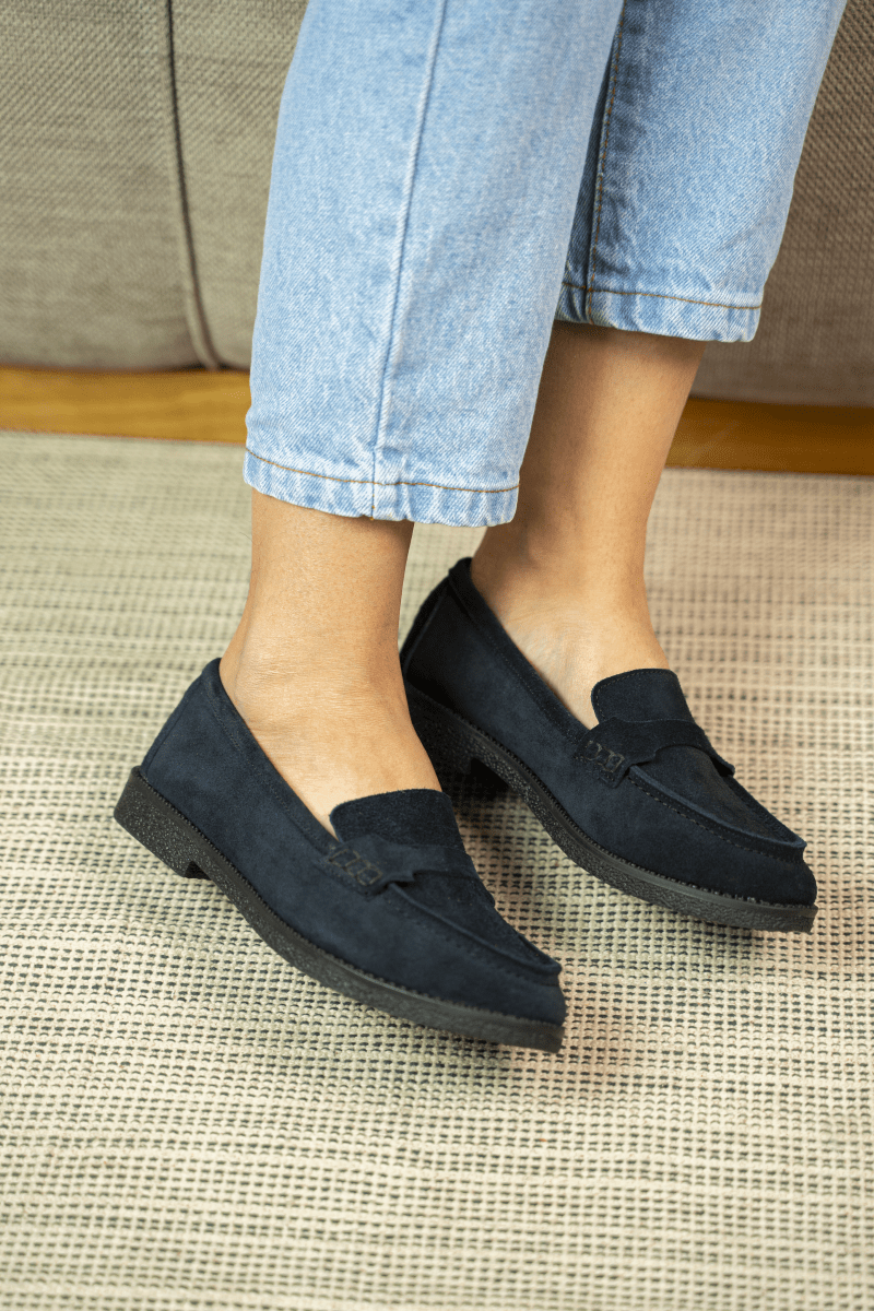 Mocassins en daim pour femme – Bleu nuit – Giselle - Lea & Paul Maroc